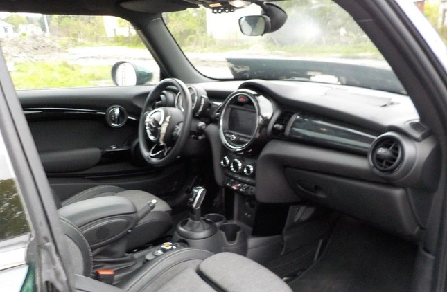 MINI ONE cena 28900 przebieg: 50265, rok produkcji 2018 z Chocianów małe 466